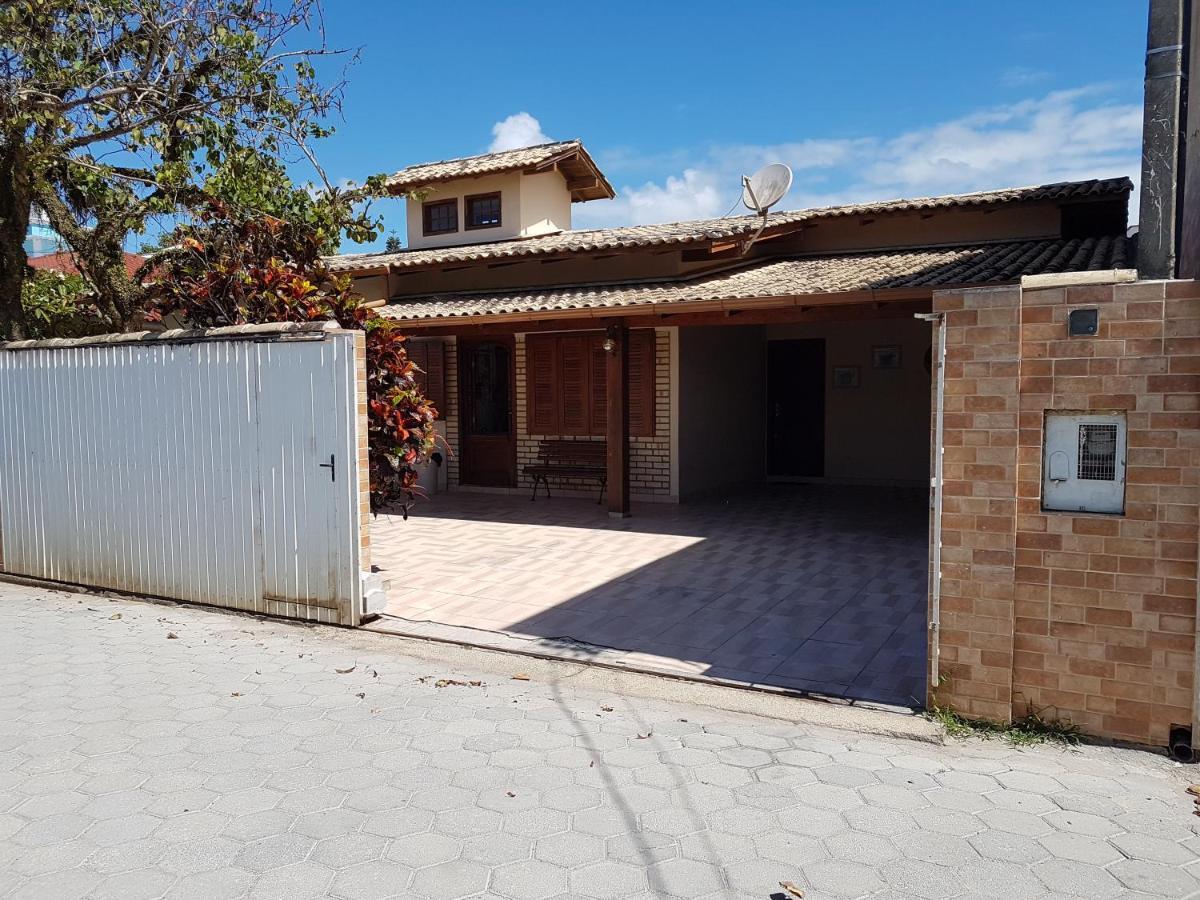 Excelente casa com piscina na Praia de Ingleses Florianopolis Exterior foto
